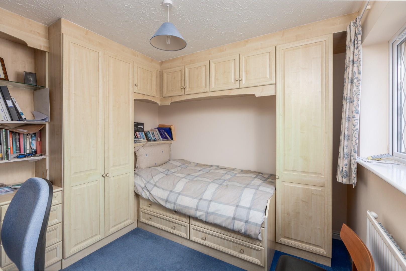 Ffordd Draenen Ddu, West Cross, Newton, Swansea, SA3 5RP